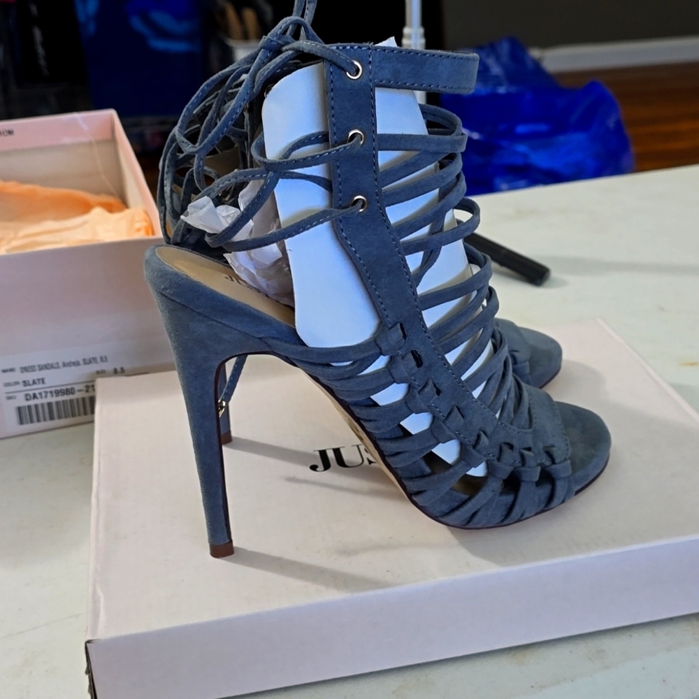 Dress sandals size 8.5 gray suede high heels lace up in the back. Very very cute